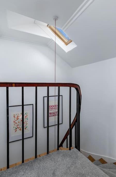 Вилла The Stirling Townhouse Экстерьер фото